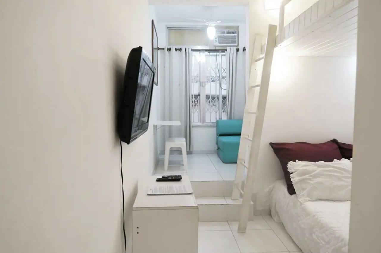 207 Sa Ferreira Copa Apartment *